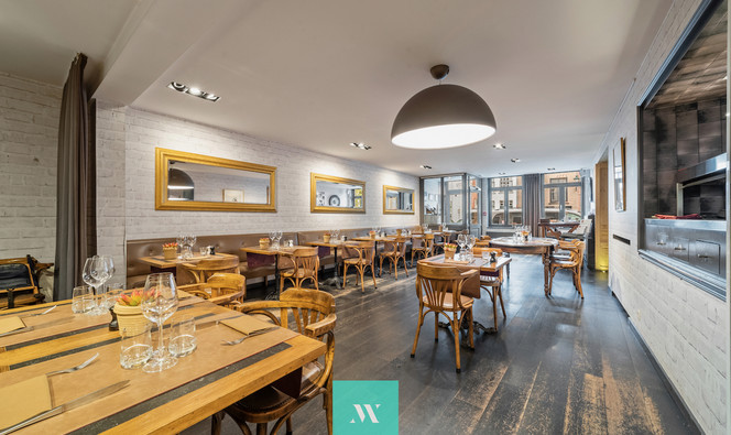 Gebouw voor gemengd gebruik te koop in Brugge