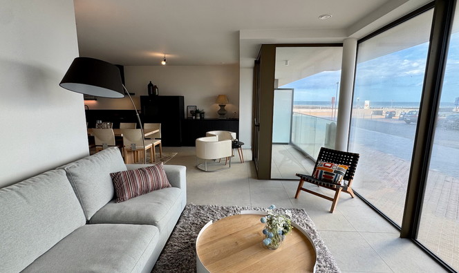 Gelijkvloerse verdieping te koop in Oostende