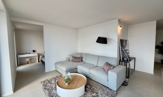 Gelijkvloerse verdieping te koop in Oostende