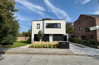 Koppelvilla te koop in Brugge